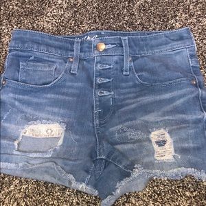 denim shorts: high rise